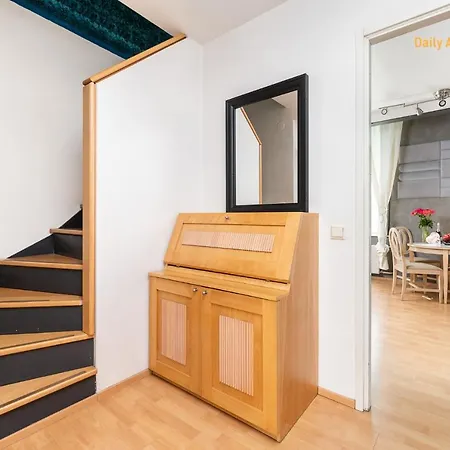 Daily - Luxury Loft Apartment